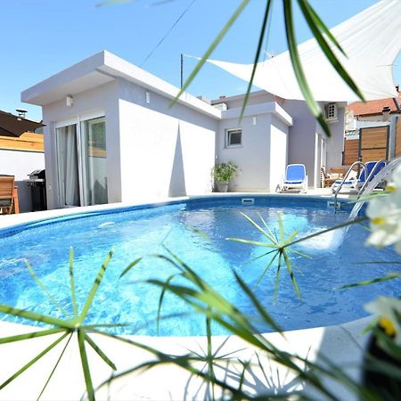 Pop&Rock Holiday House Zára Kültér fotó